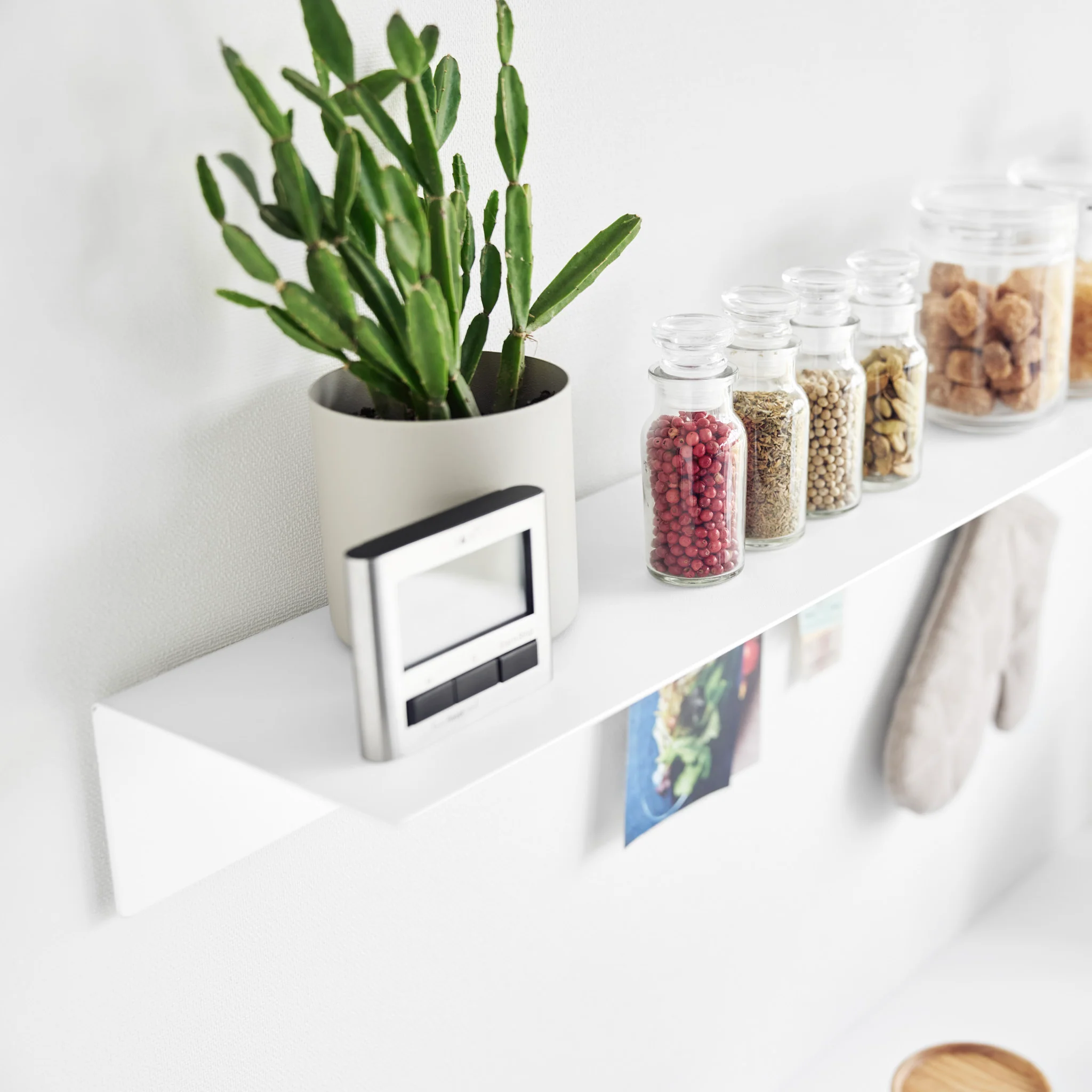 Wall-Mounted Shelf with Magnetic Panel (90 cm) - Image 6